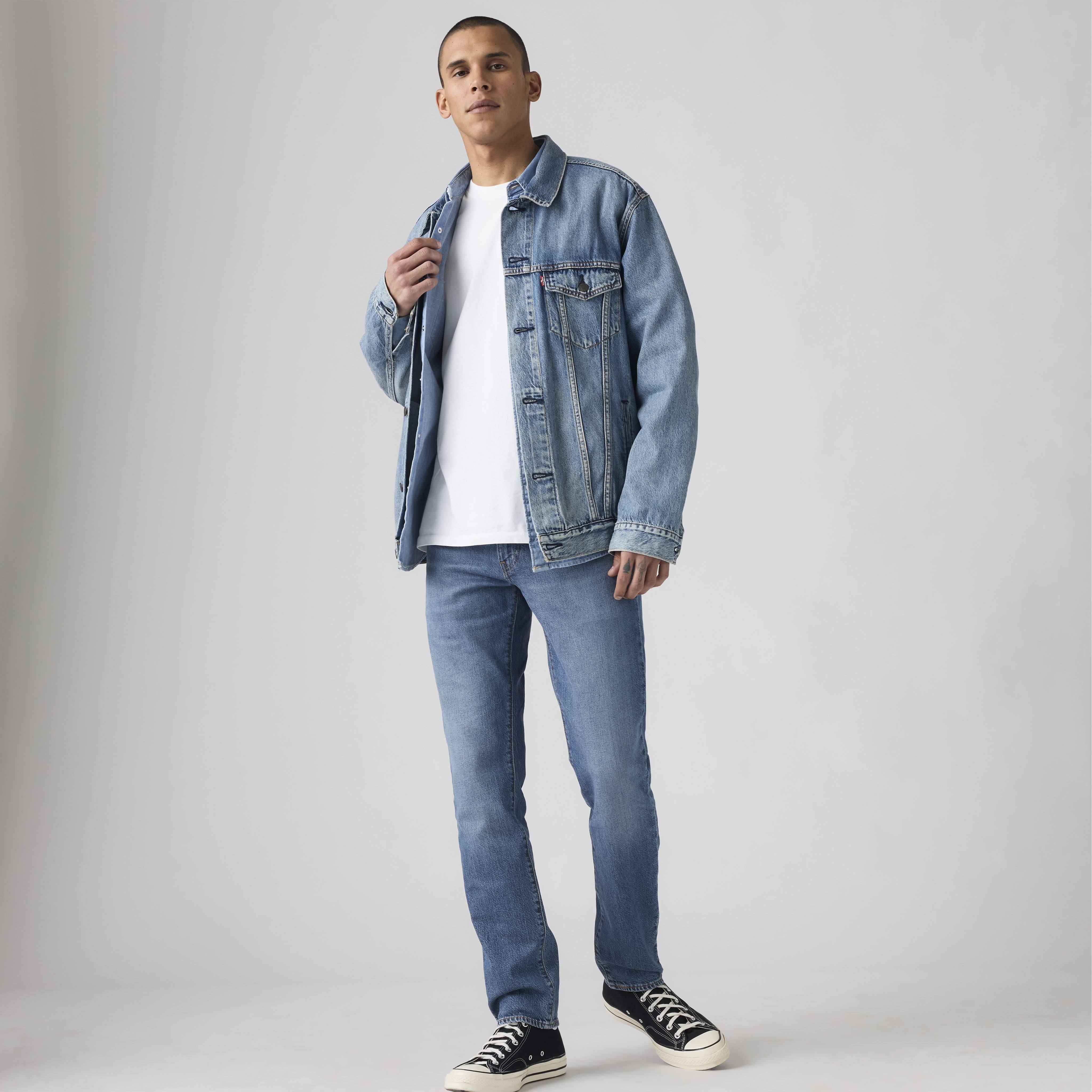 Tapered Jeans