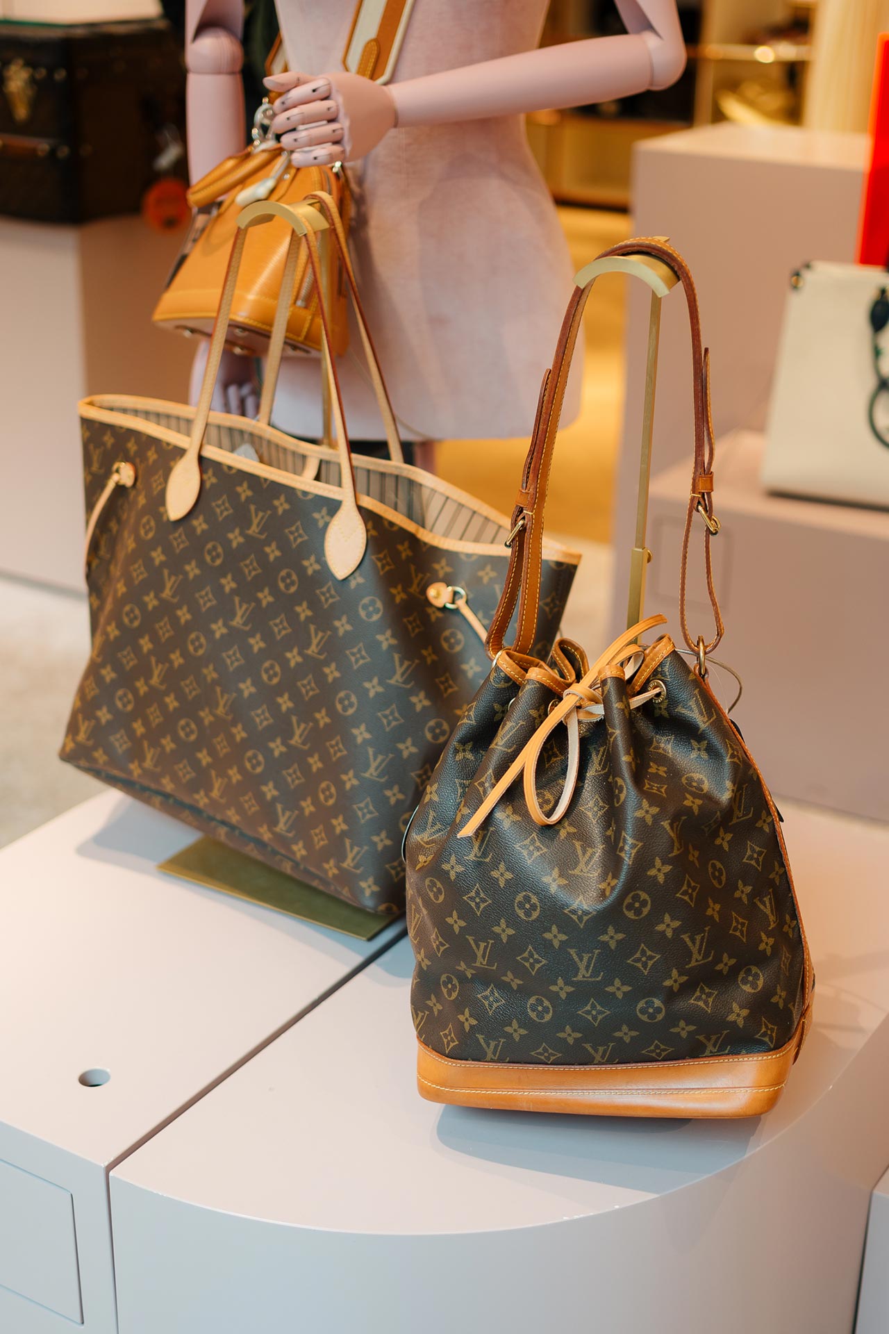 WhoisLouis_5050Teaser-4969-0.jpg