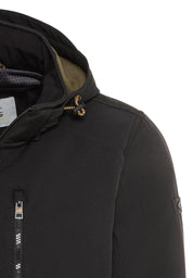 Softshelljacke mit abnehmbarer Kapuze