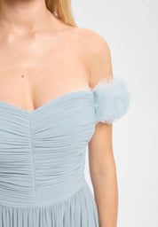 Off-Shoulder Abendkleid mit Blumenapplikation