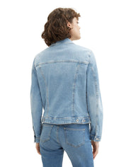 Jeansjacke aus recycelter Baumwolle
