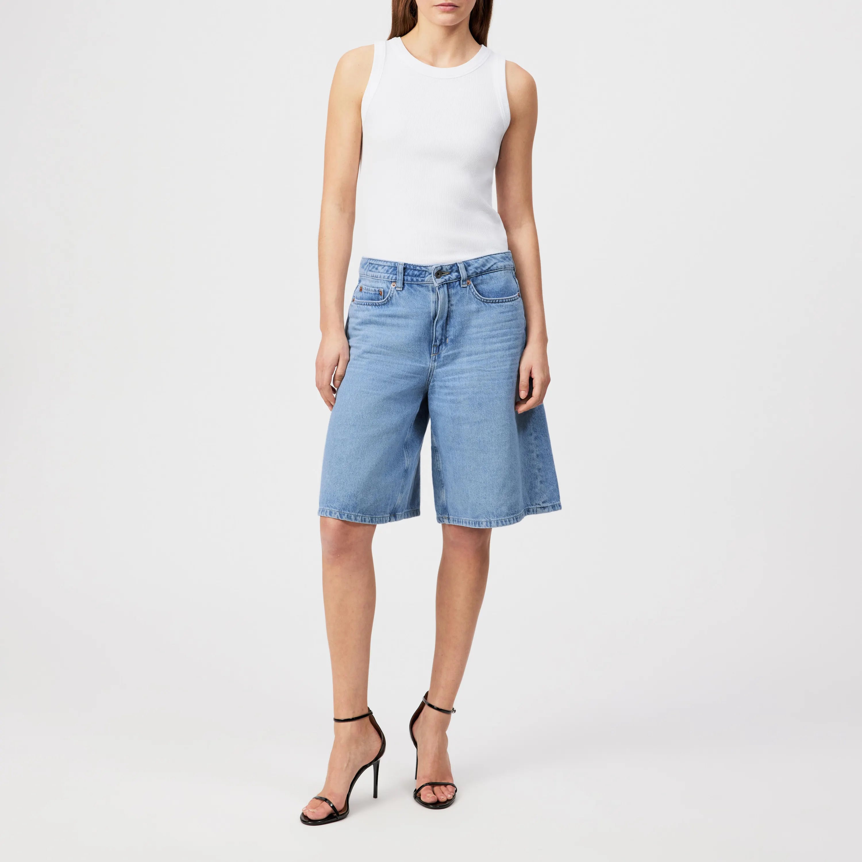 Jeansshorts NONE Relaxed Fit
