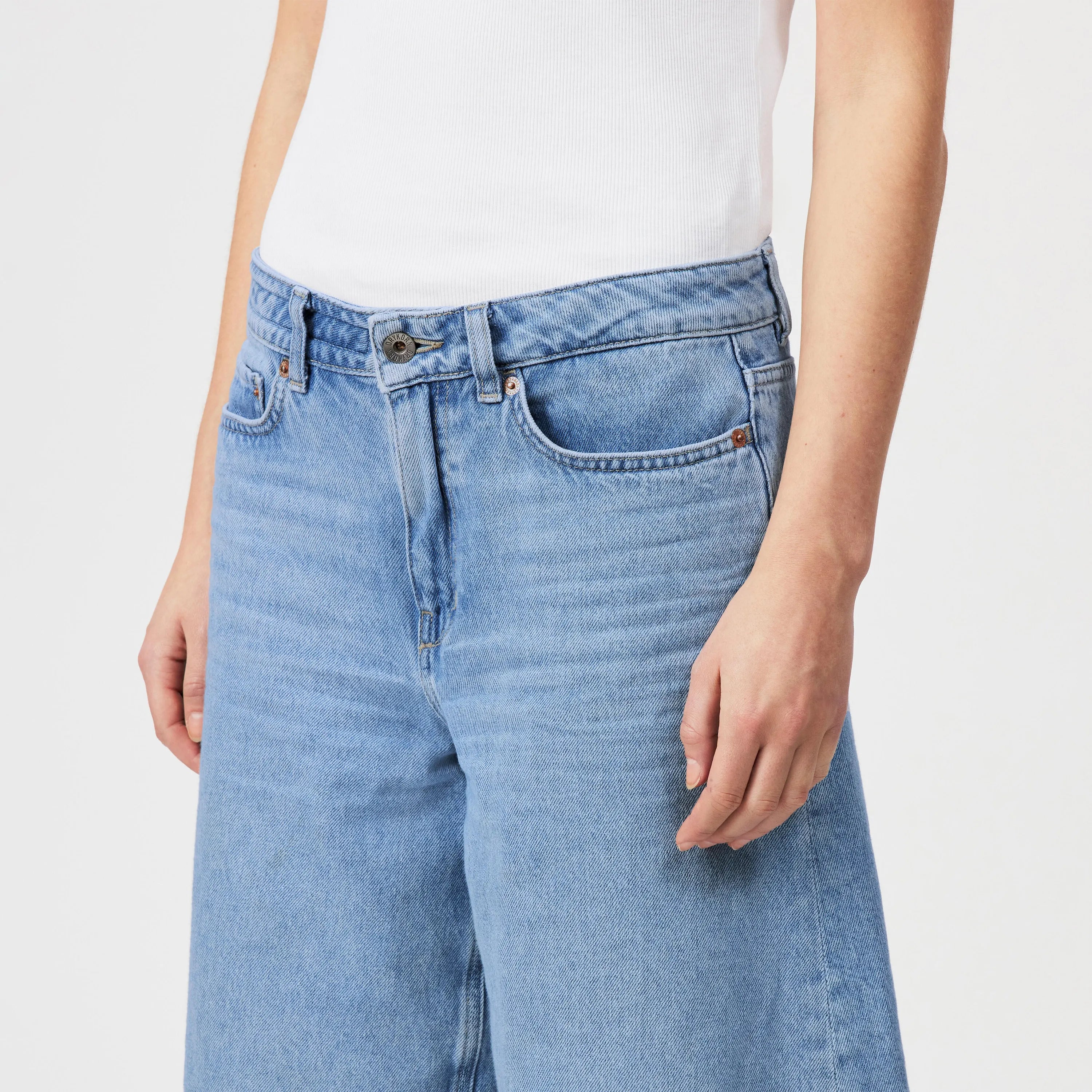 Jeansshorts NONE Relaxed Fit