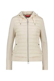 Steppjacke mit Kapuze