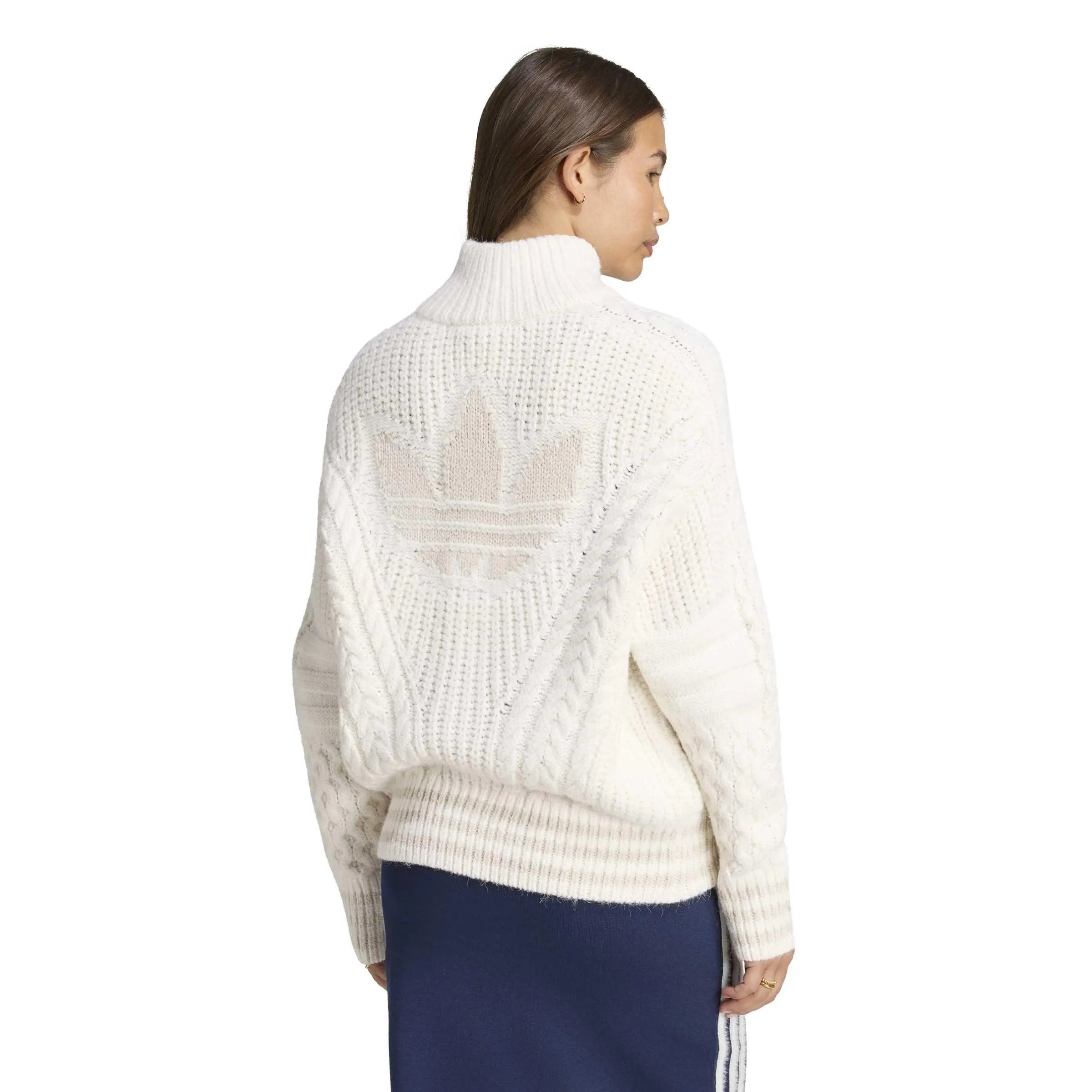 Strickjacke mit Stehkragen