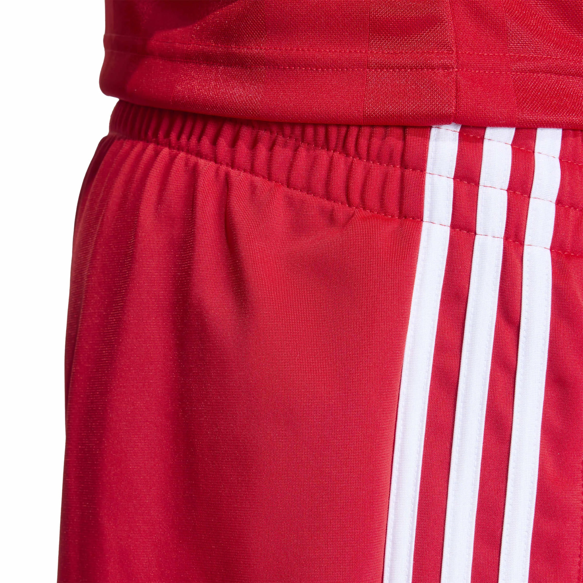 Funktionsshorts gestreift