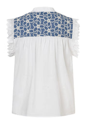 Bluse mit Stickereien