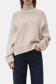 Strickpullover mit Rollkragen