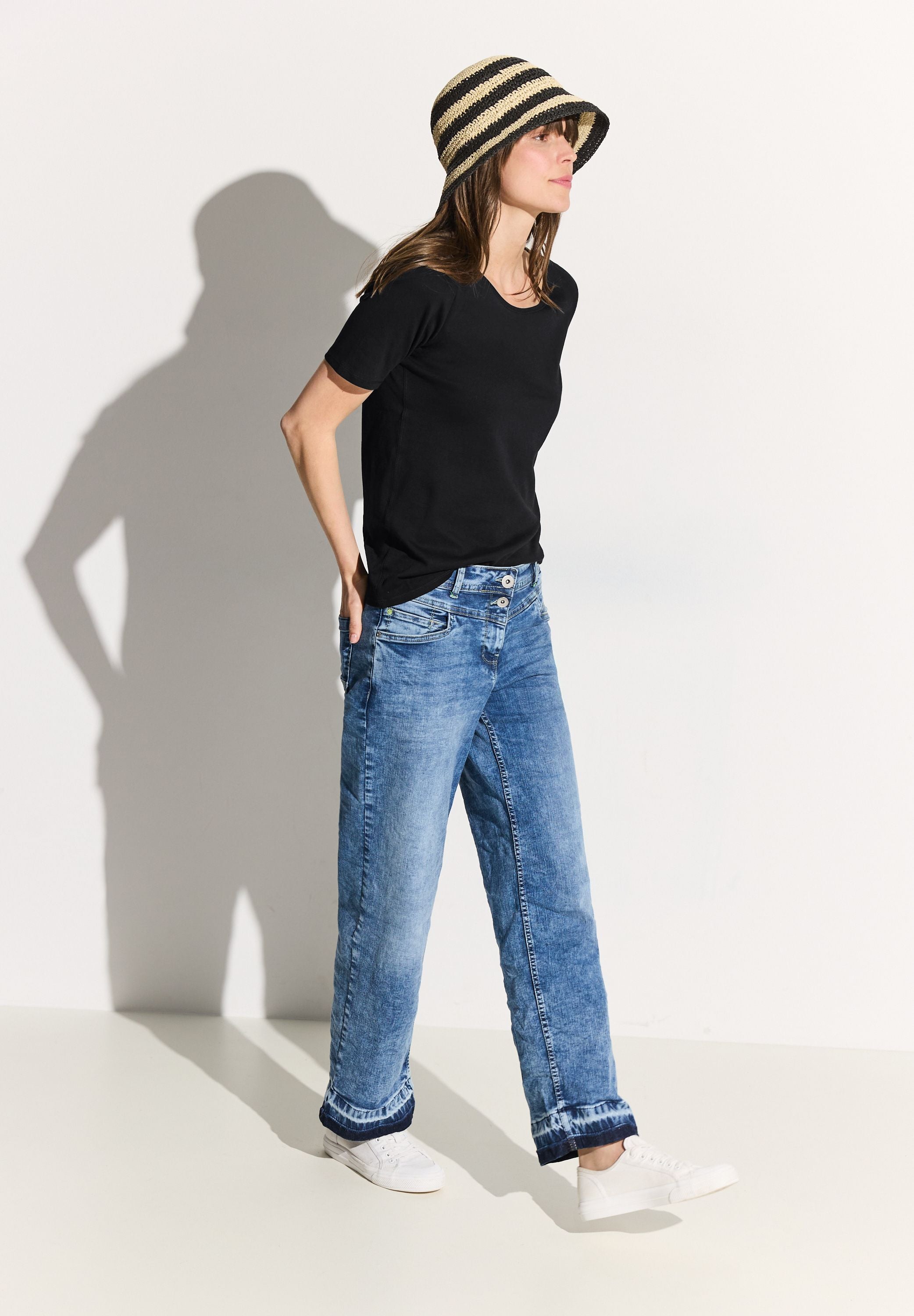 Style NOS Lena, Black
