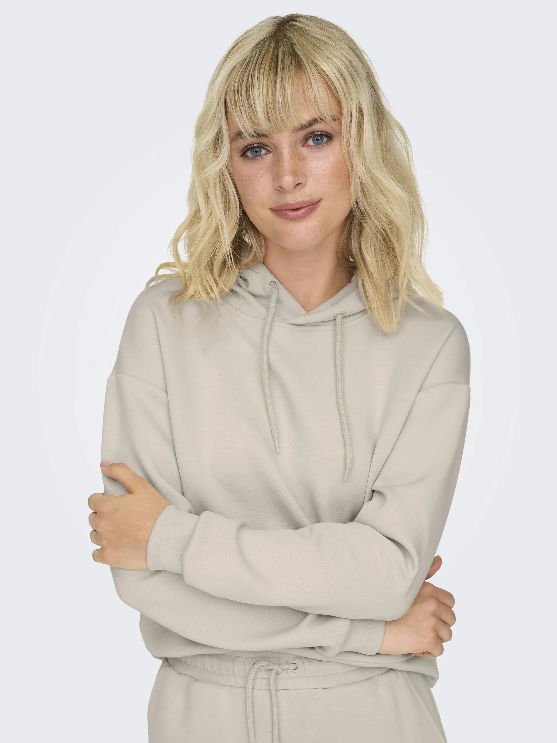 Sweatshirt ONPLOUNGE mit Kapuze