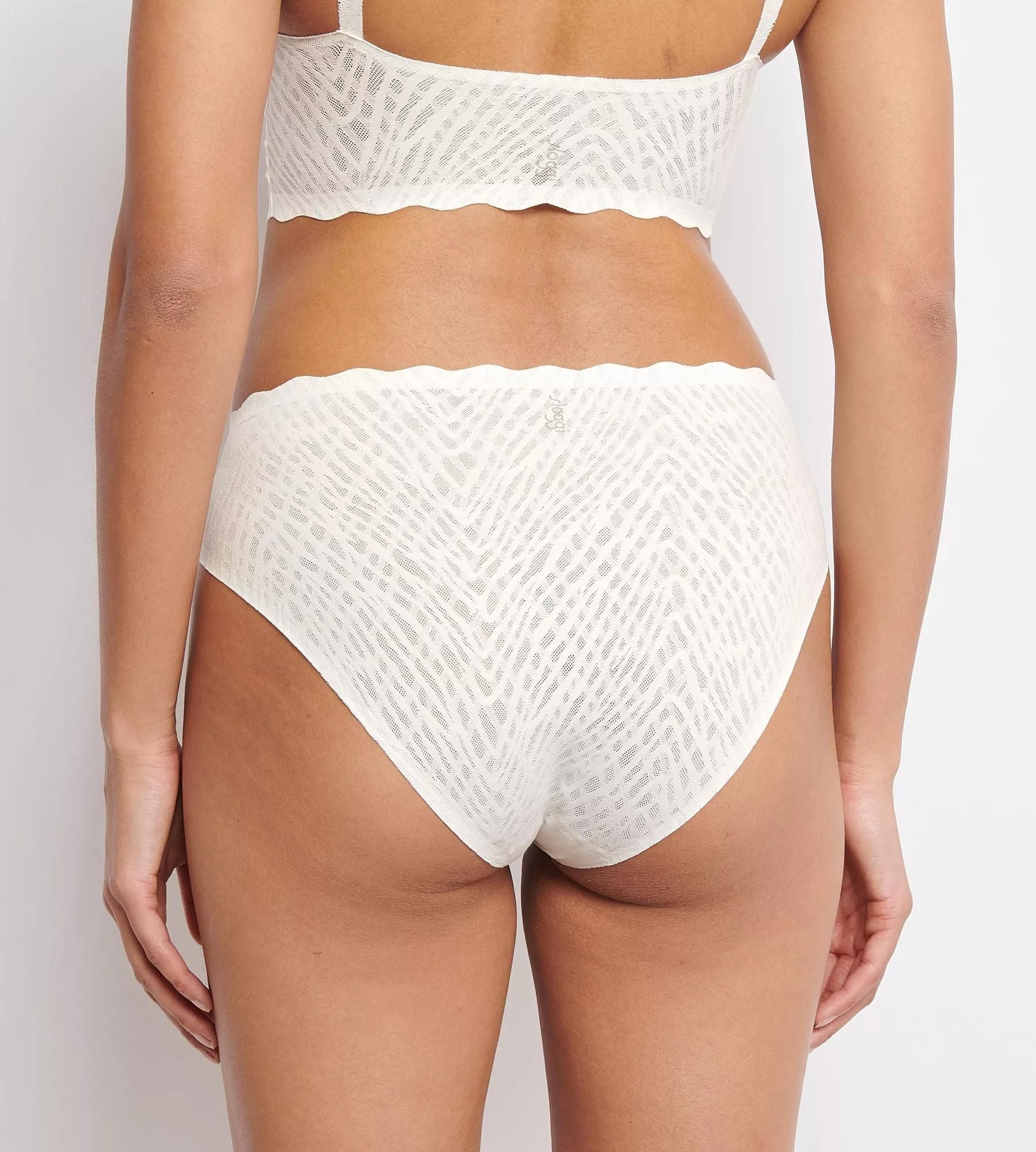 Slip mit hohem Beinausschnitt