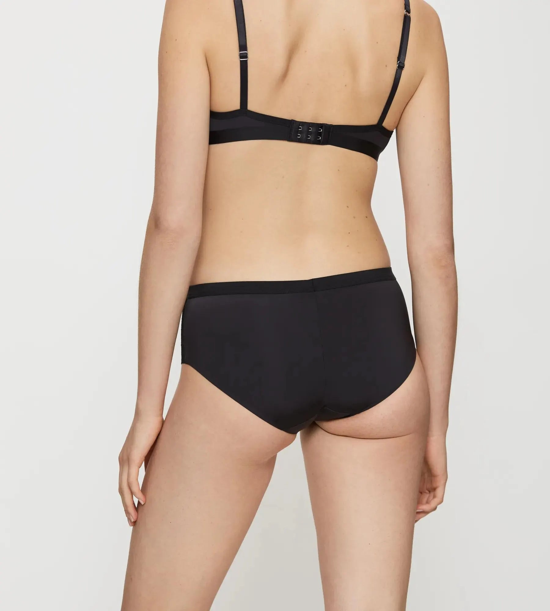 Maxi-Slip mit Spitzendetails