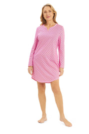 Gepunktetes Schlafkleid
