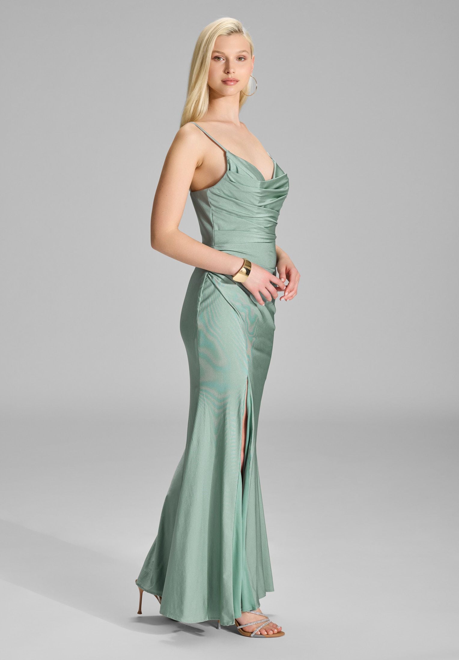 Abendkleid Maxi feinen Raffungen