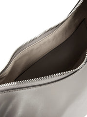 Schultertasche in Halbmondfrom