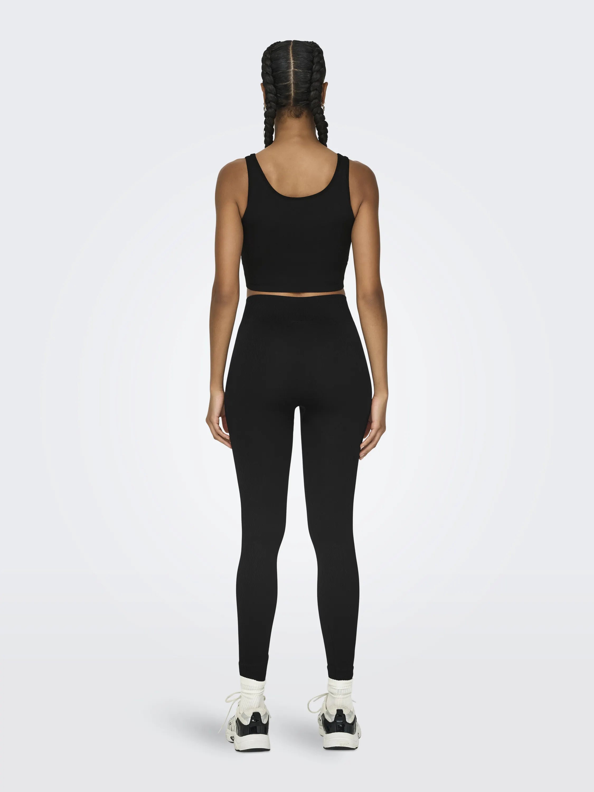 Top ONPJAIA cropped
