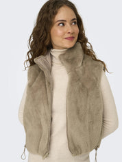 Weste DANA aus Fake Fur