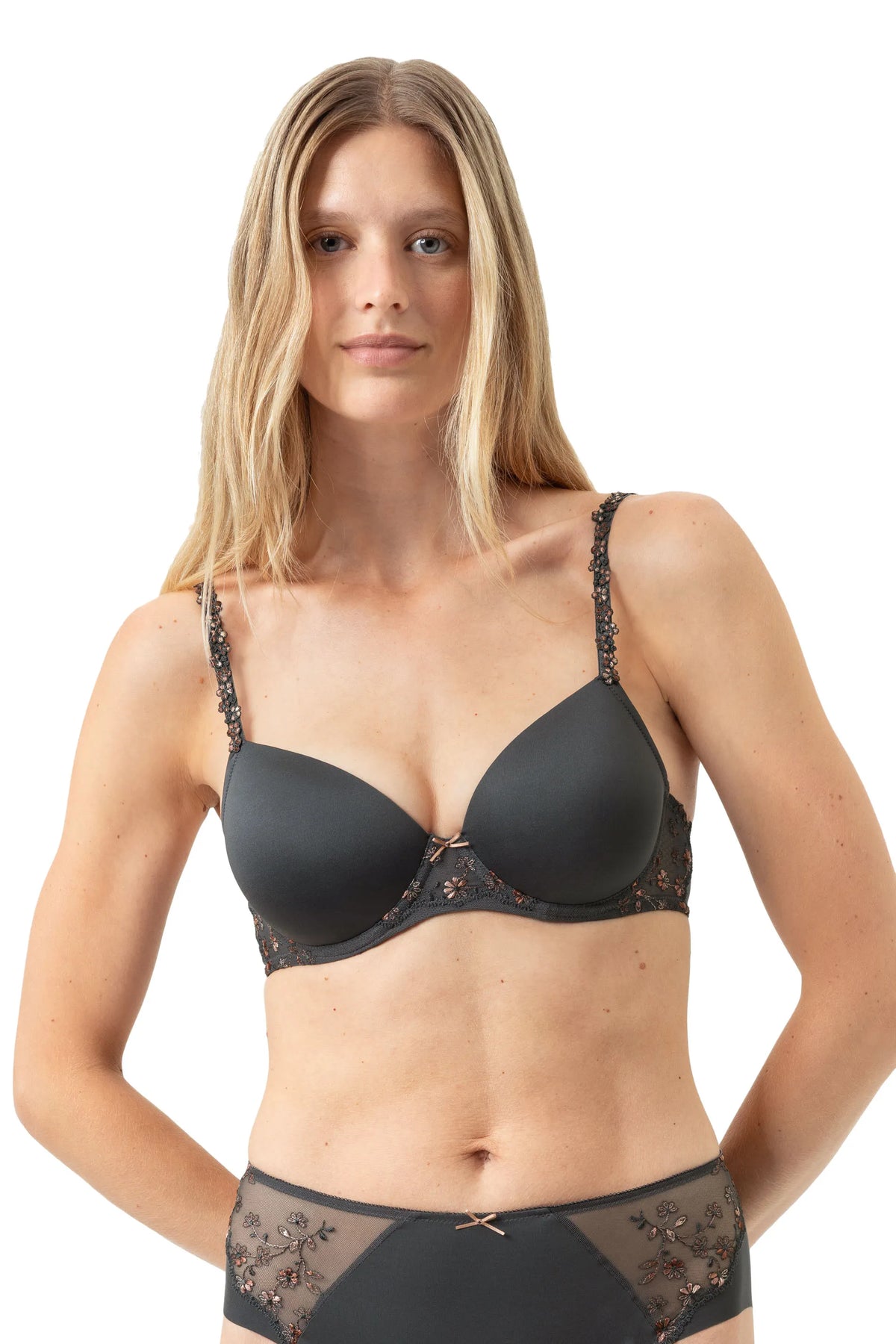 Bi-Stretch-BH mit Spitze