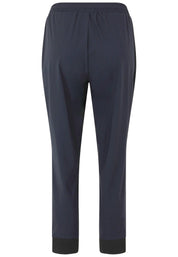 Schlupfhose Slim Fit