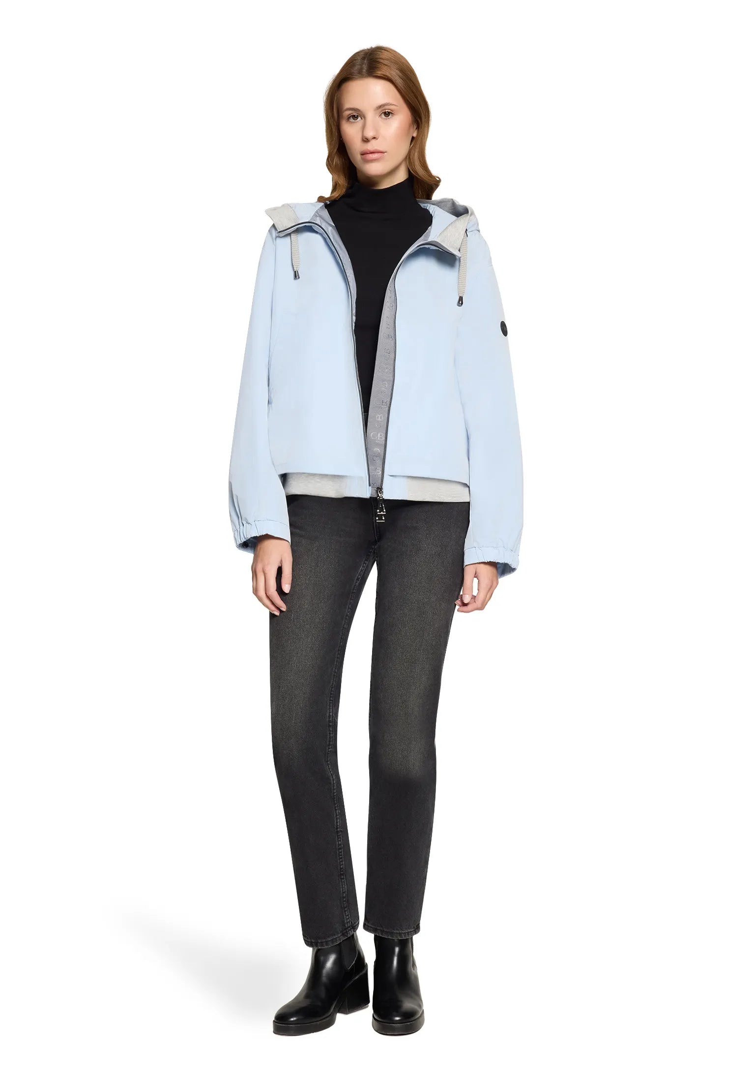 Übergangsjacke mit Kapuze