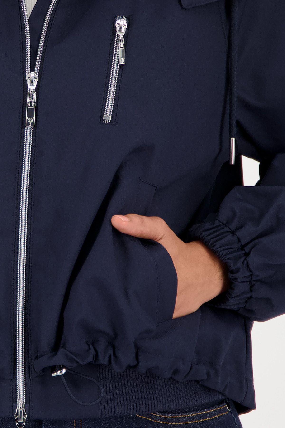 Übergangsjacke mit Kapuze