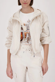 Sommerjacke mit Kapuze