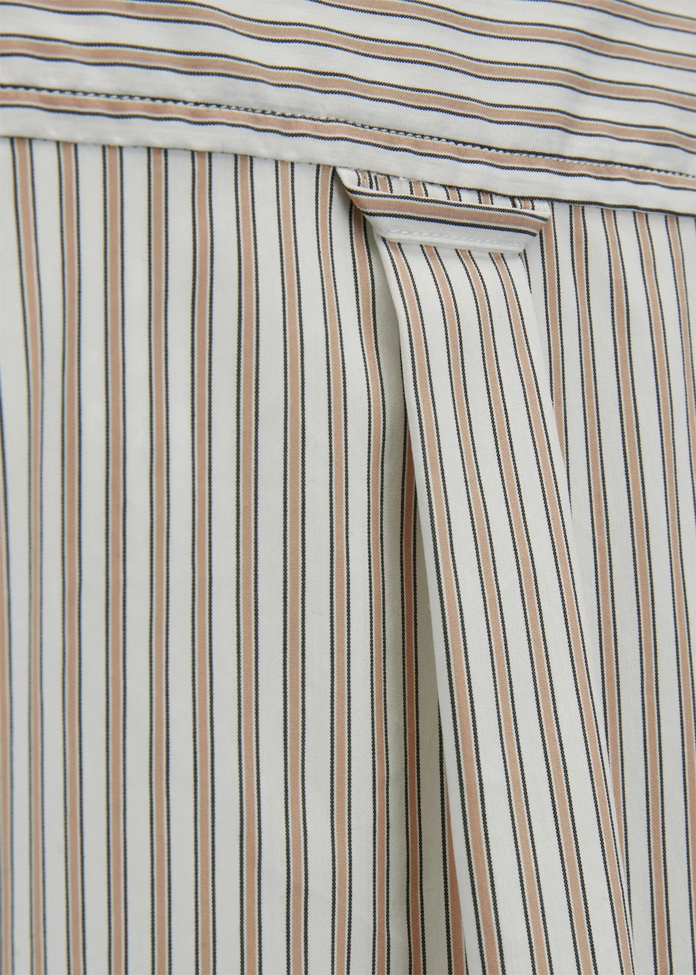 Bluse gestreift mit V-Ausschnitt