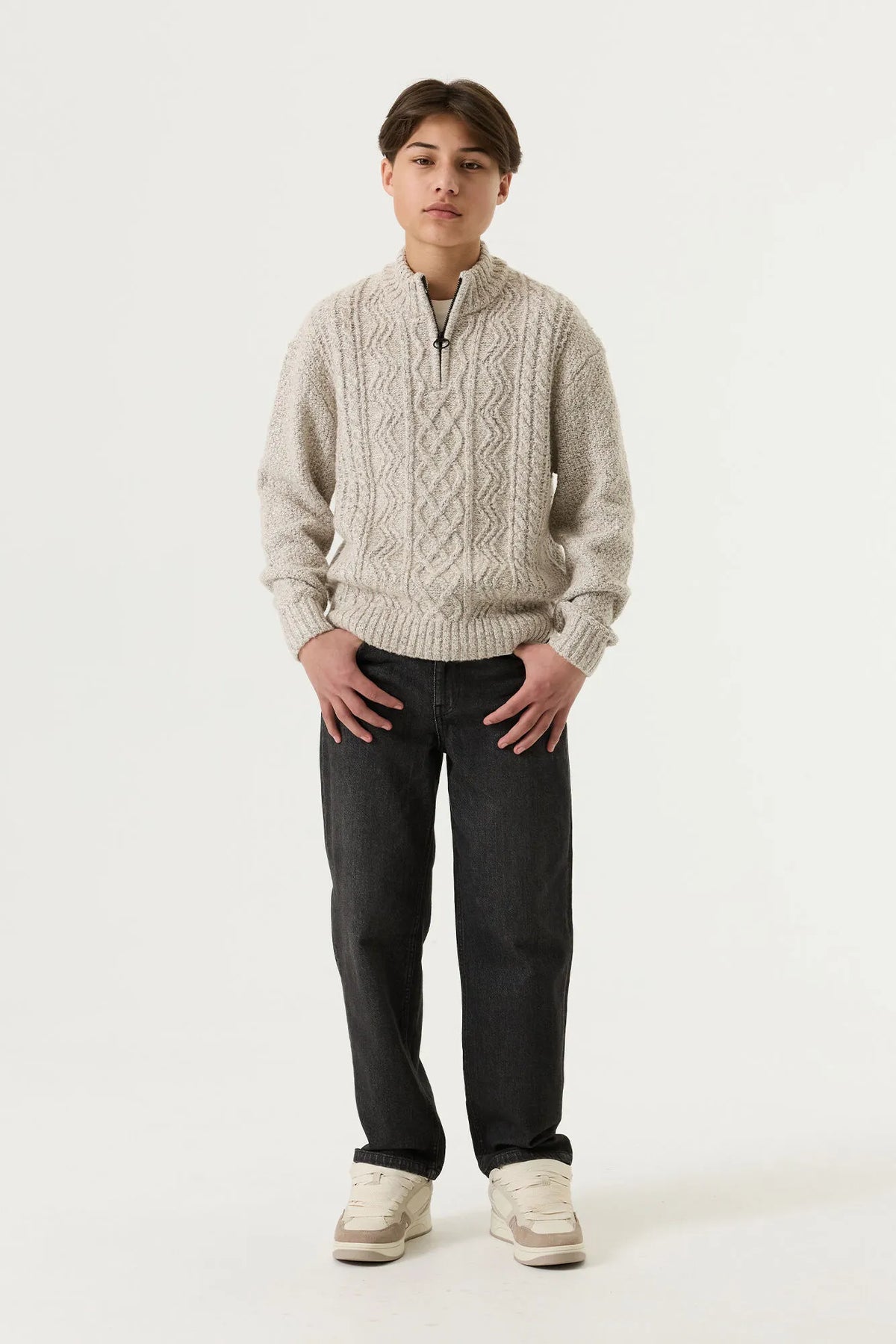 Strickpullover mit Stehkragen