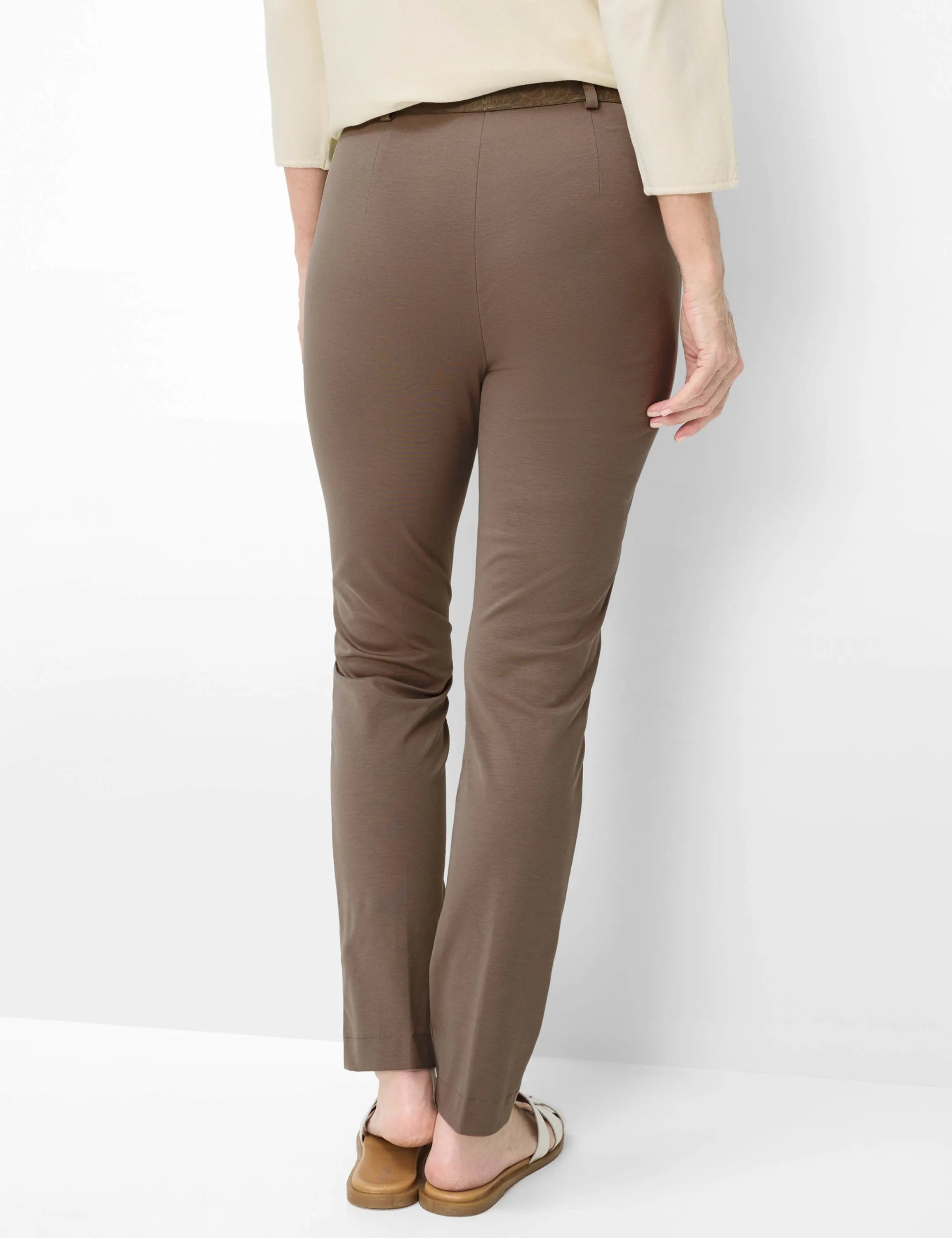 Slim Fit Hose LILLYTH