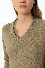 Strickpullover mit V-Ausschnitt