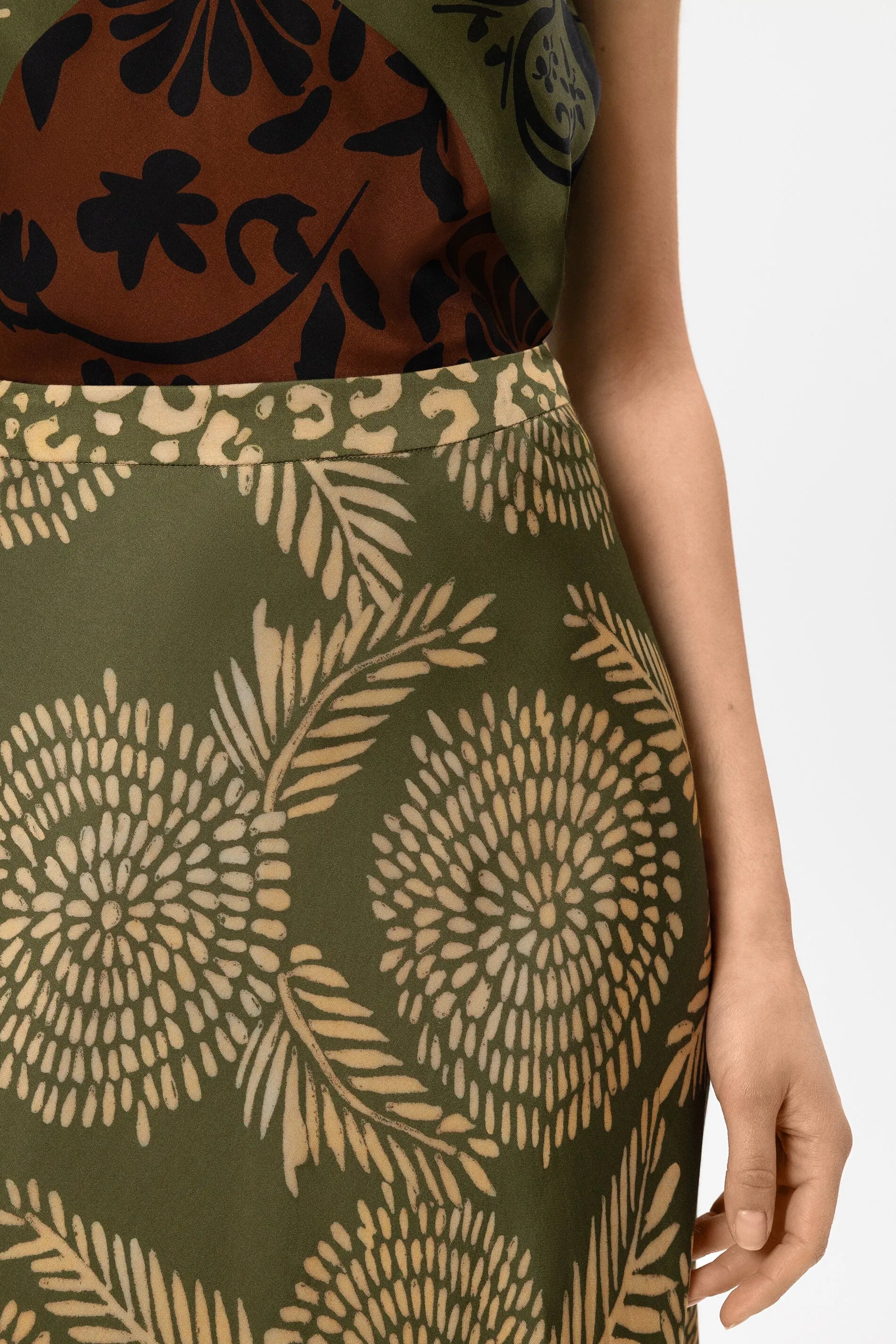 Satinrock Maxi mit Print