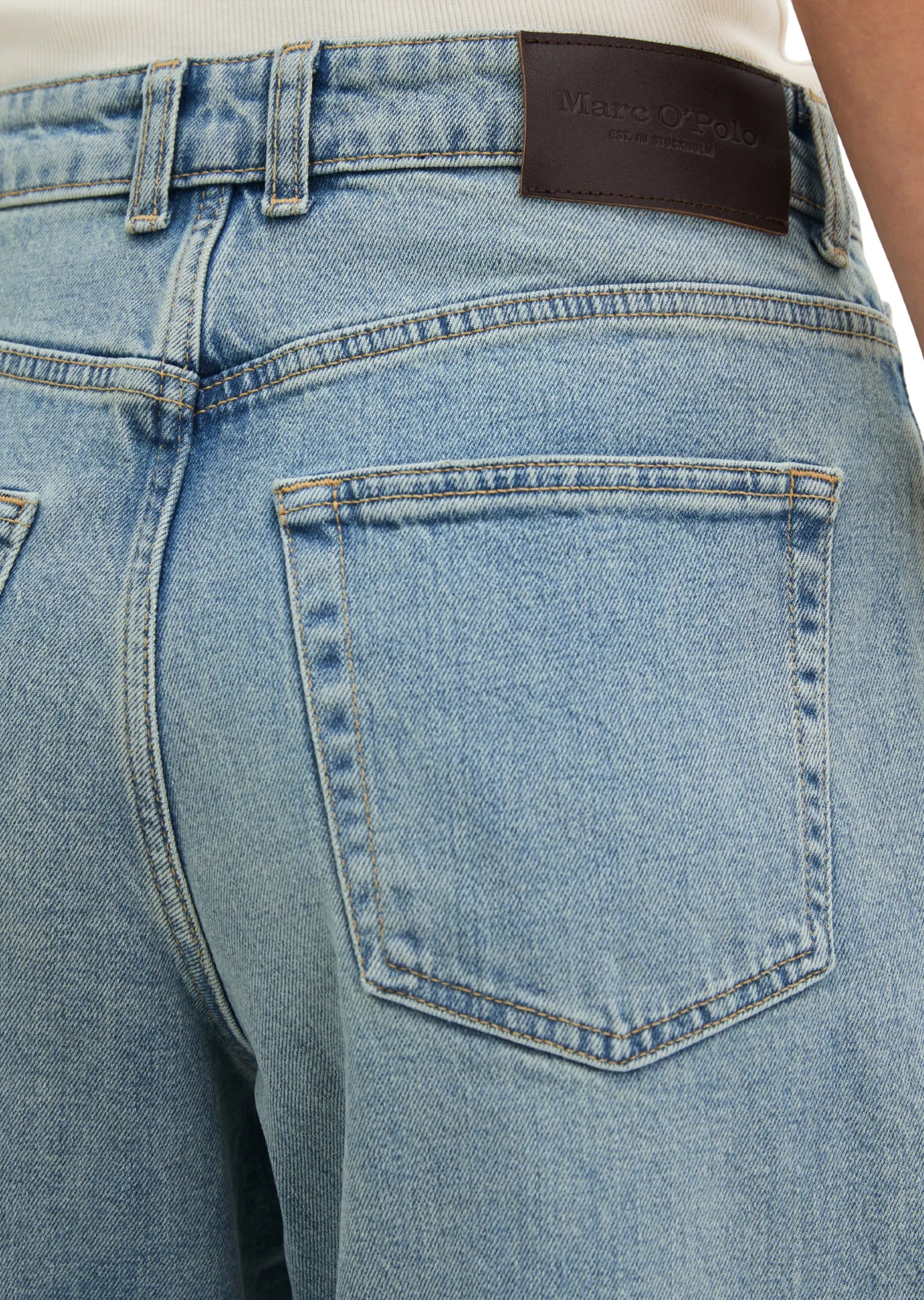 Jeans LARA Barrel Fit