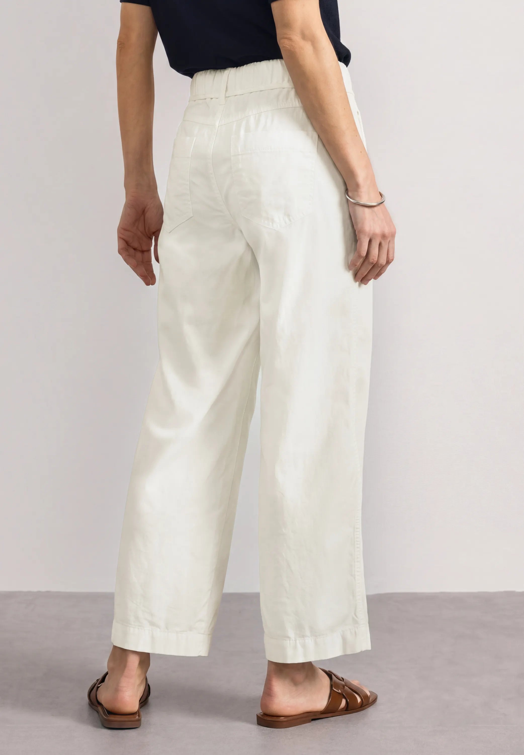 Straight Leg Hose in Washed-Optik