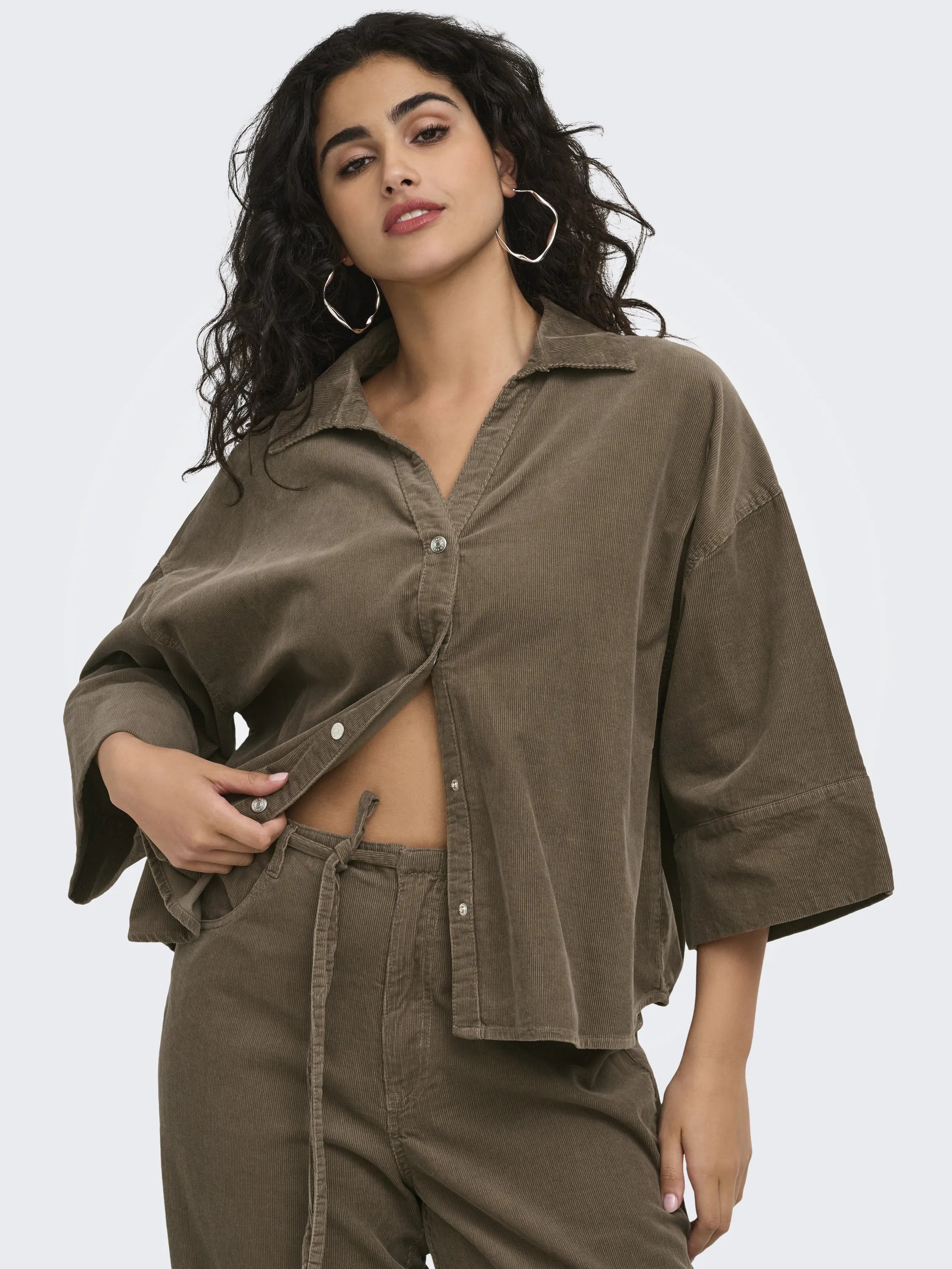 Overshirt NESSA aus Feincord