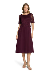 Cocktailkleid mit Spitzenstickerei