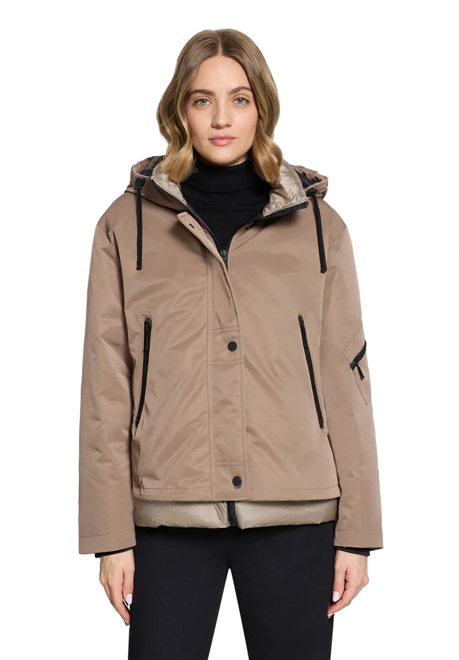 Winterjacke mit Kapuze
