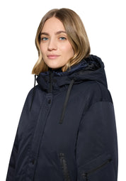 Winterjacke mit Kapuze
