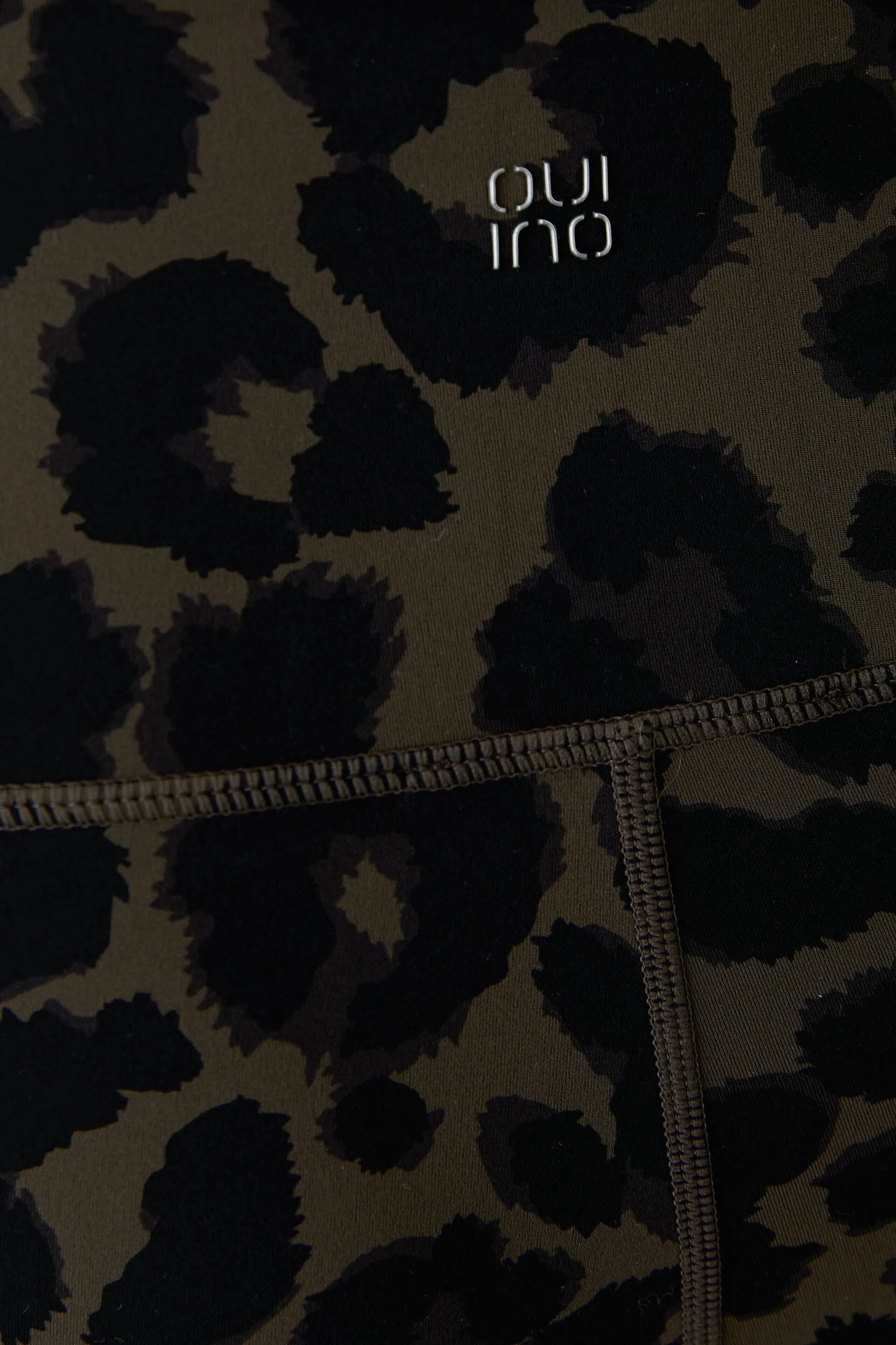 Leggings mit Leoprint