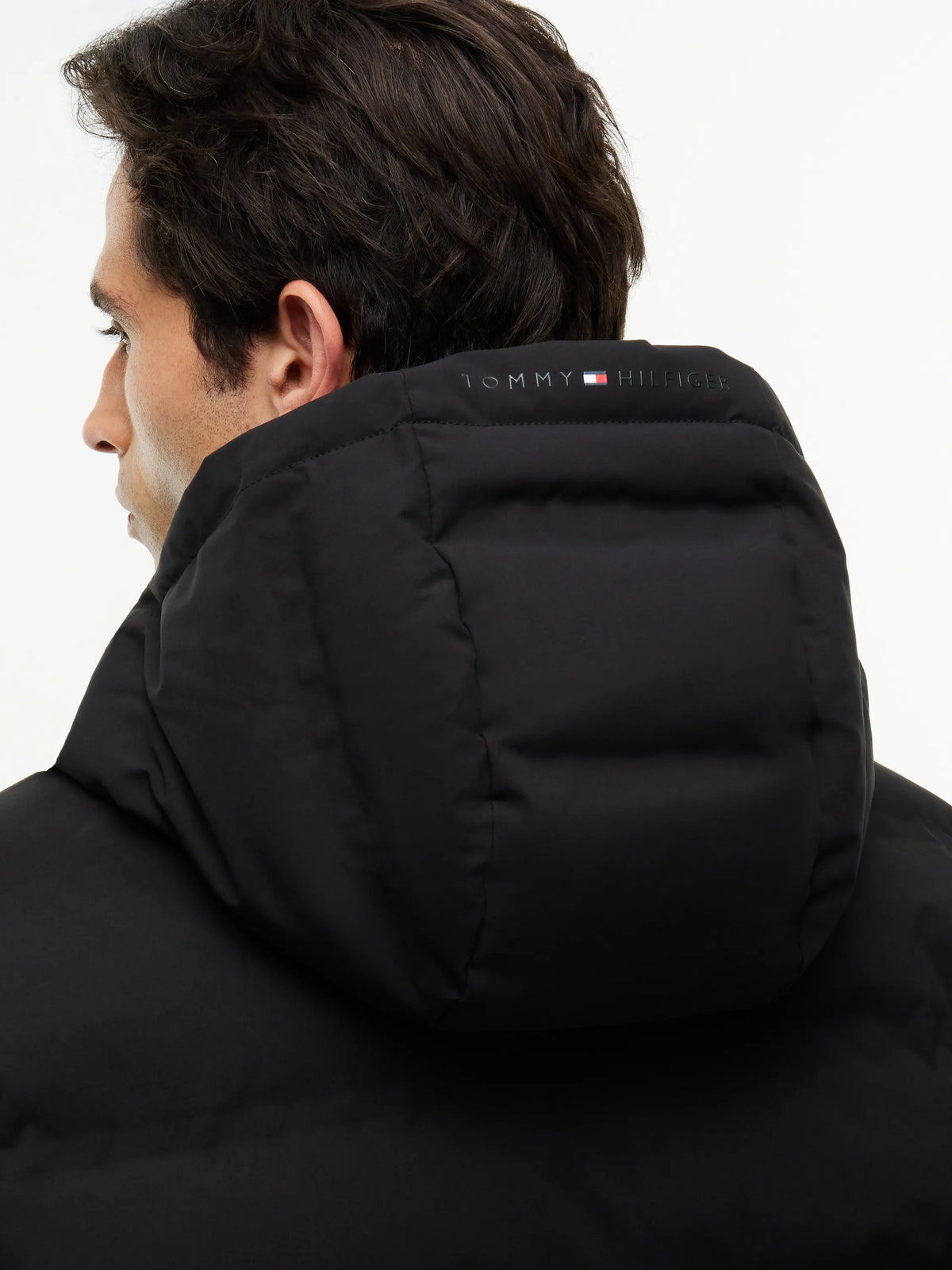 Steppjacke mit abnehmbarer Kapuze