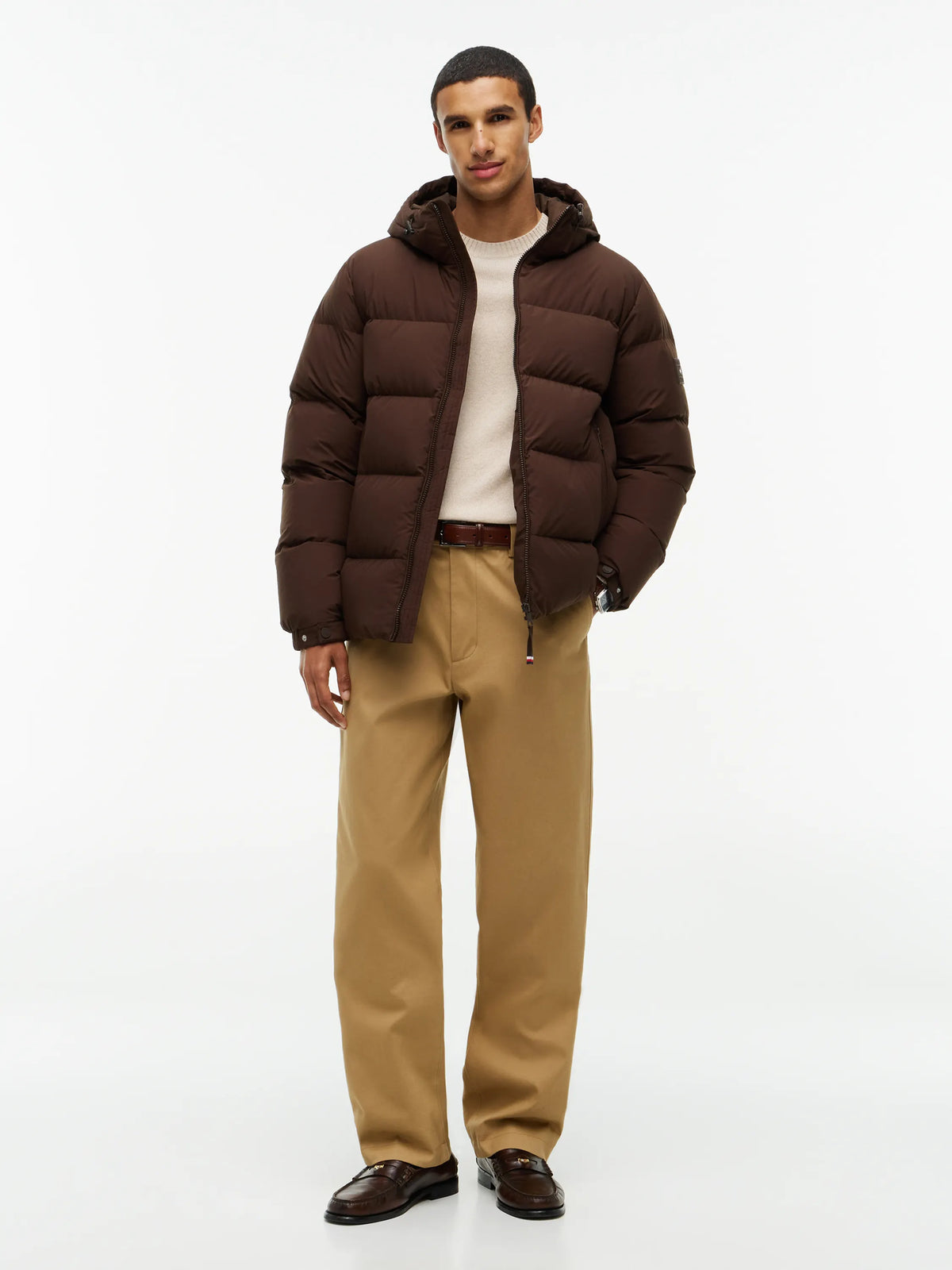 Daunenjacke mit Kapuze