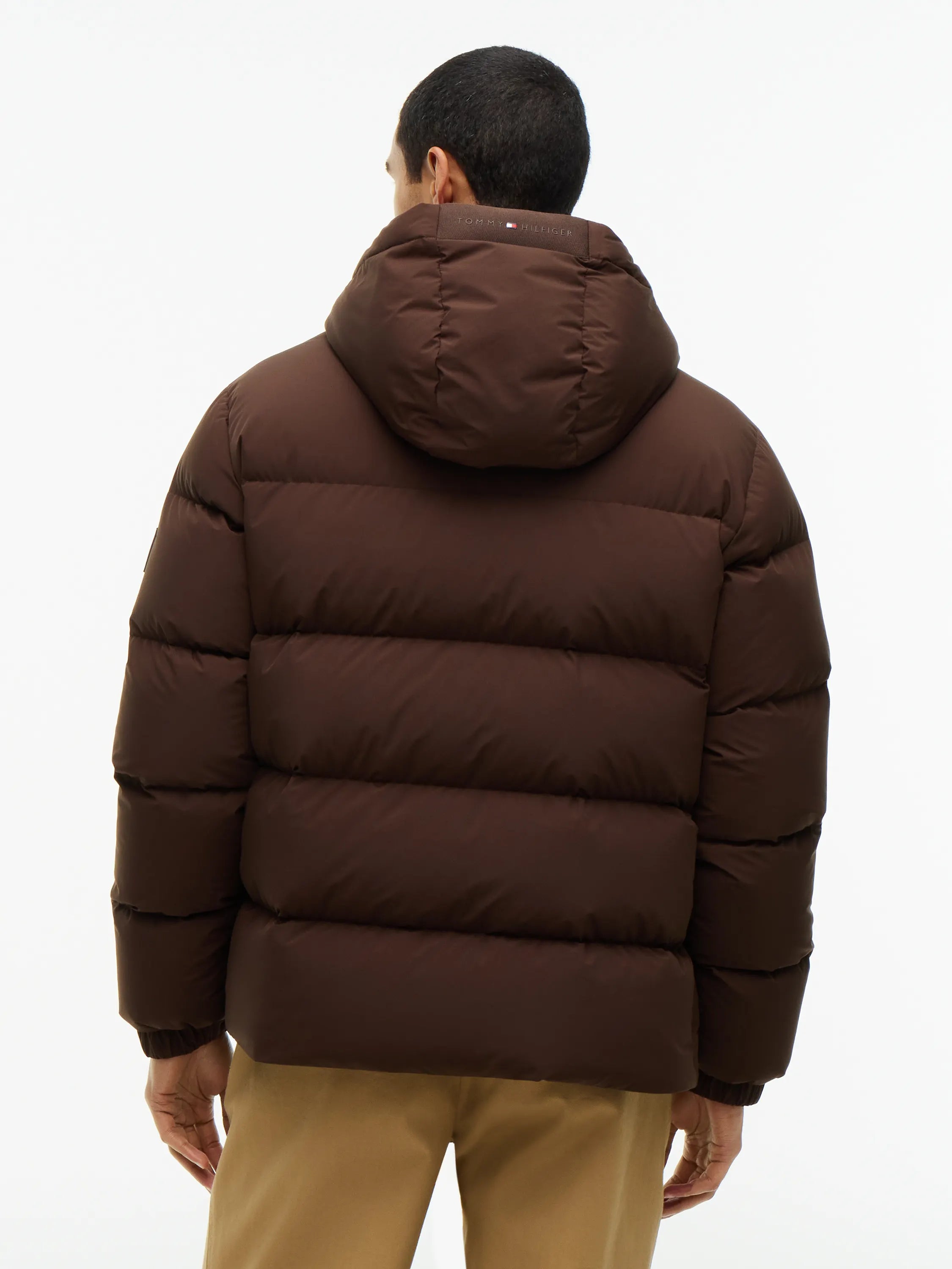 Daunenjacke mit Kapuze