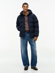 Daunenjacke mit Kapuze