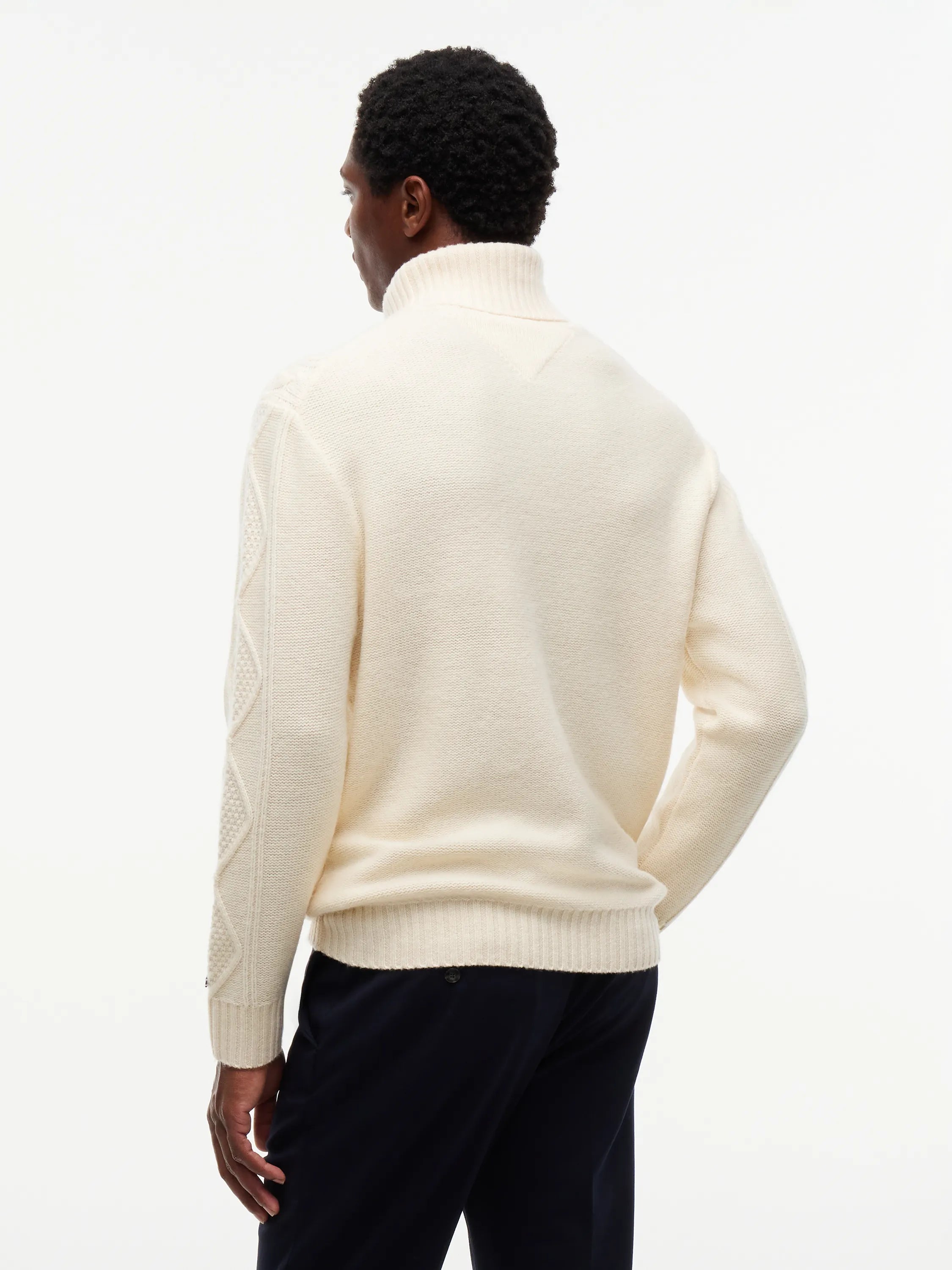 Rollkragenpullover CABLE aus Kaschmir-Mix