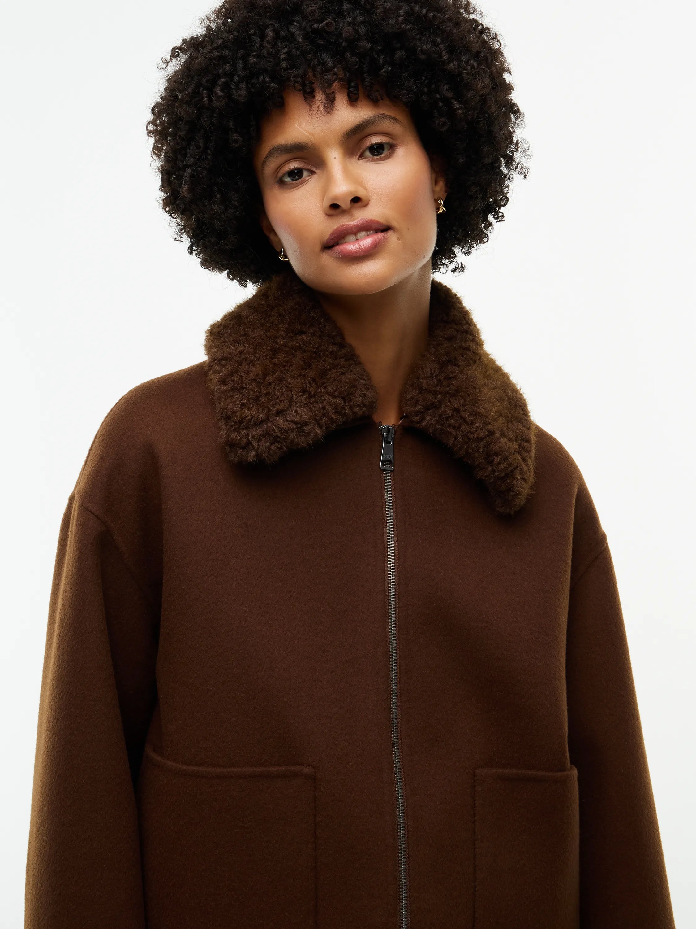Wolljacke mit Kunstpelz-Kragen
