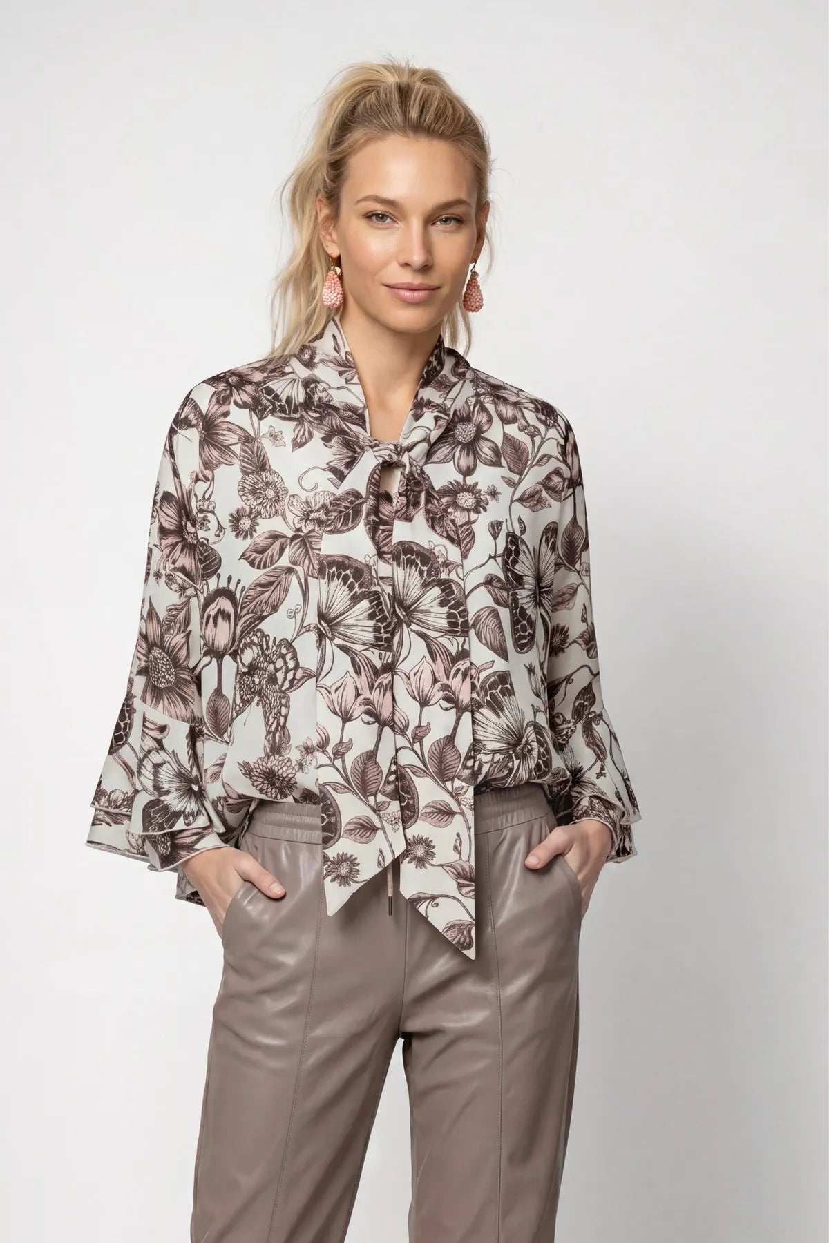 Schluppenbluse floral