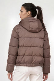 Steppjacke mit Kapuze