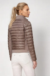 Steppjacke mit Stehkragen