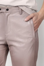 Hose Straight Leg in Lederoptik