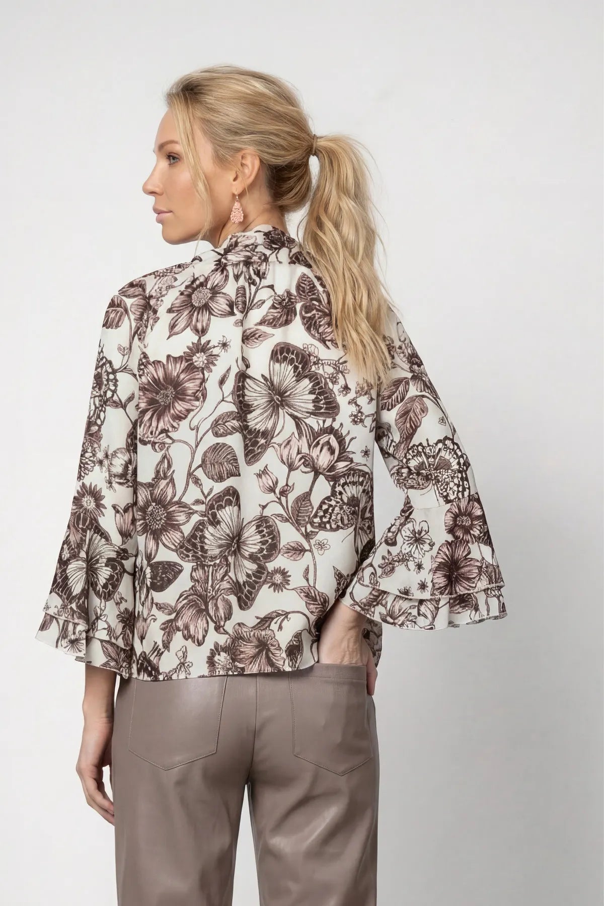Schluppenbluse floral