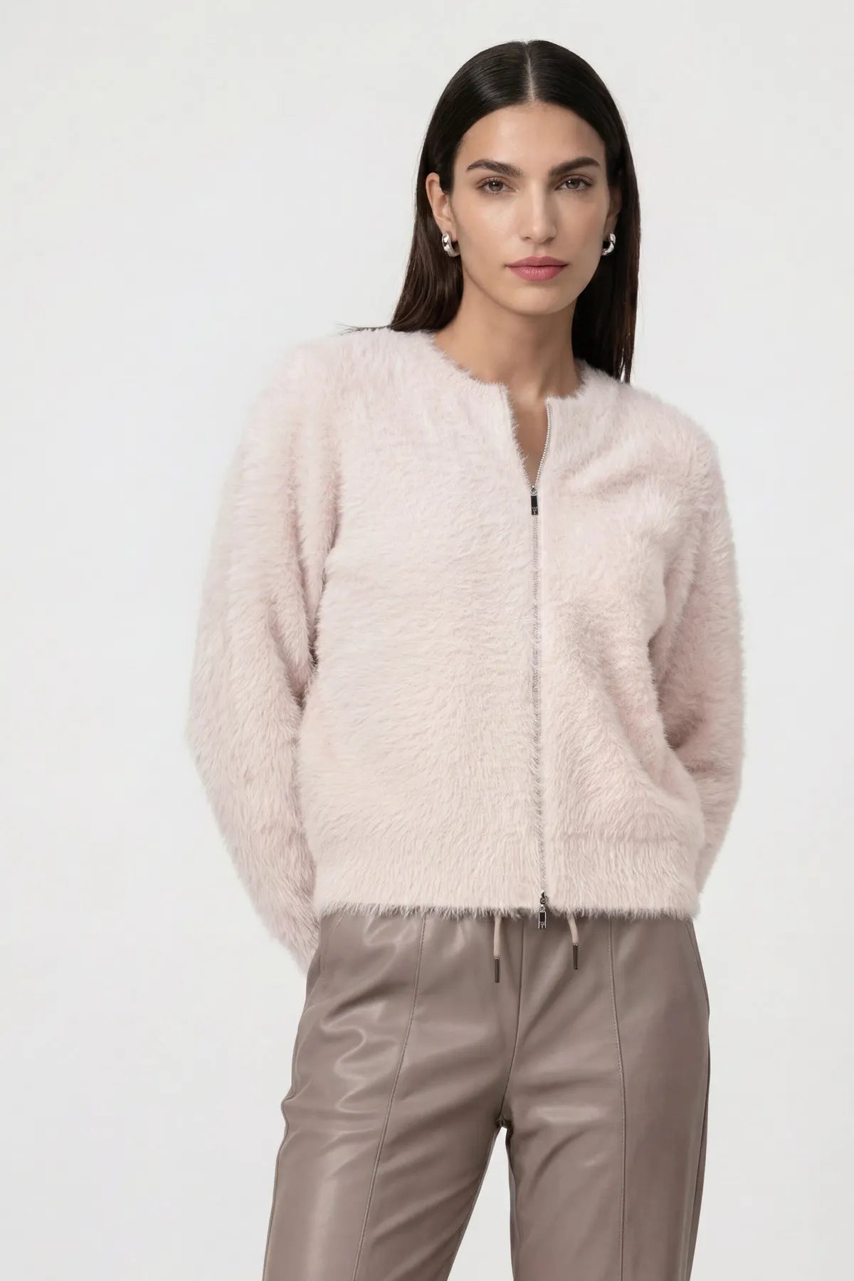 Strickjacke mit Rundhalsausschnitt